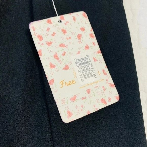 Free People Size XS Sleeveless Black Baby Love Trapeze Dress NEW! - Picture 7 of 8